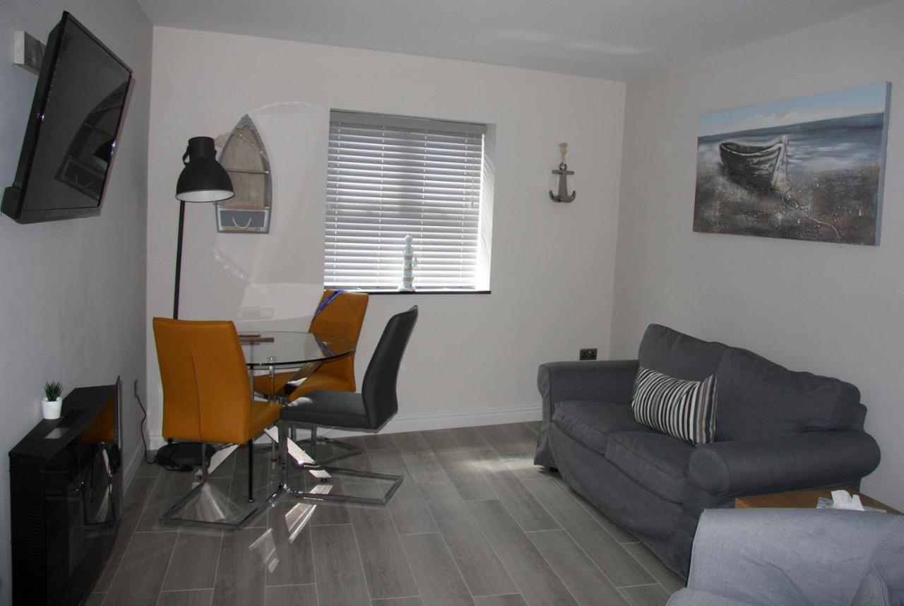 UlsterApartments Portrush Buitenkant foto